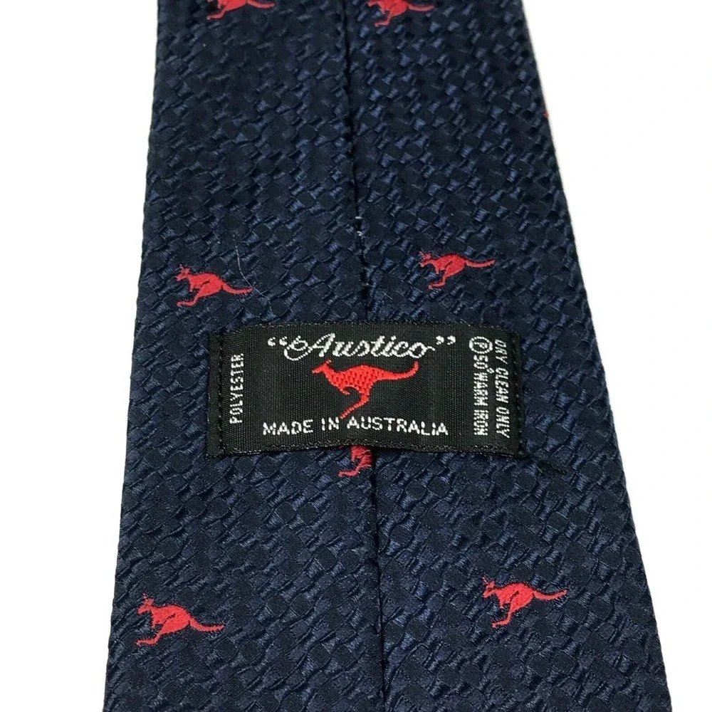 AUSTICO Australia Mens Polyester Necktie Animal Theme Kangaroo Navy Blue Red Tie - Picture 9 of 11